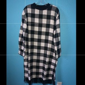 ❤️Shein B&W Buffalo Plaid Dress with Mesh bottom❤️